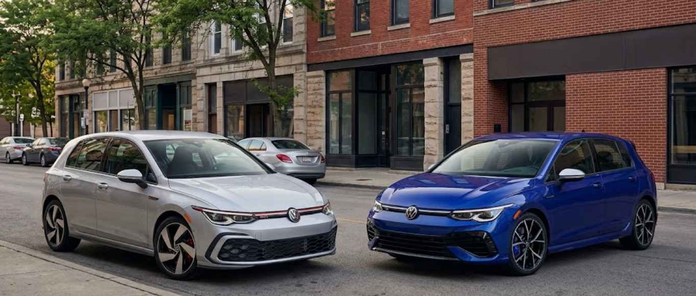 Volkswagen Golf GTI vs Golf R in Libertyville, IL
