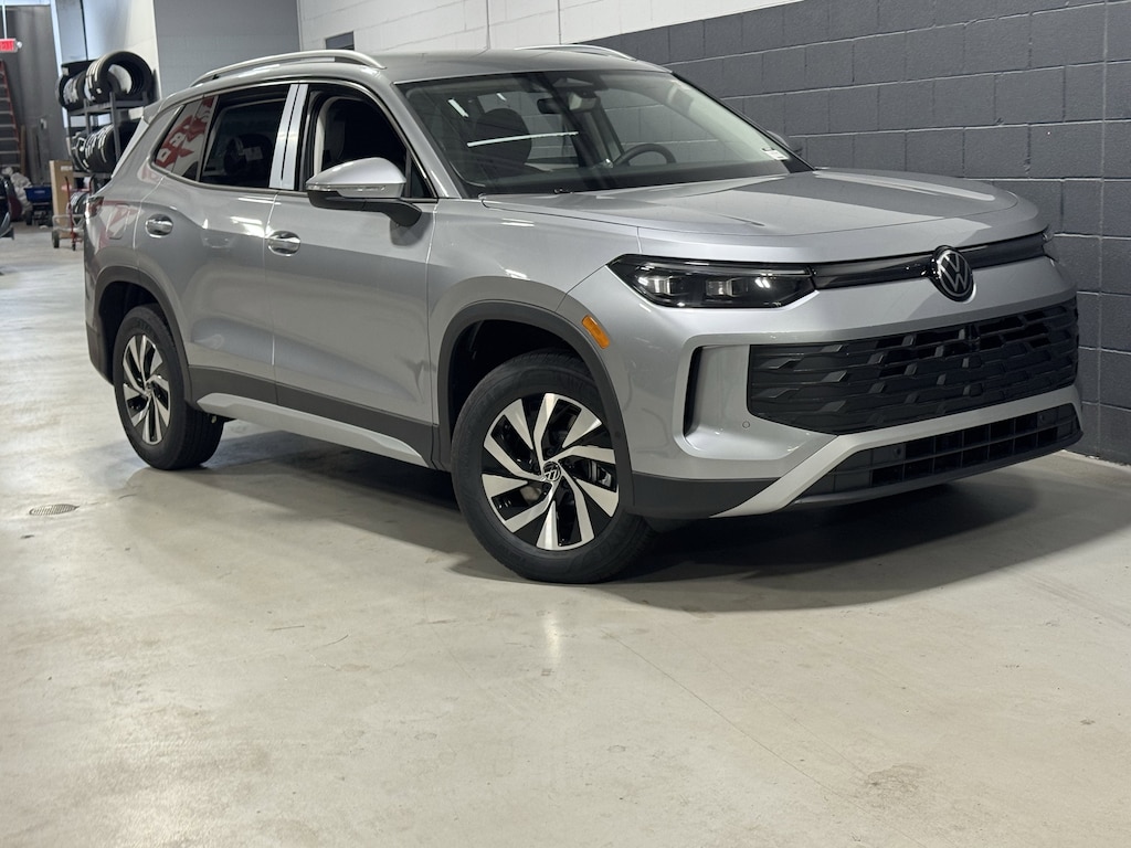 New 2025 Volkswagen Tiguan 2.0T S SUV