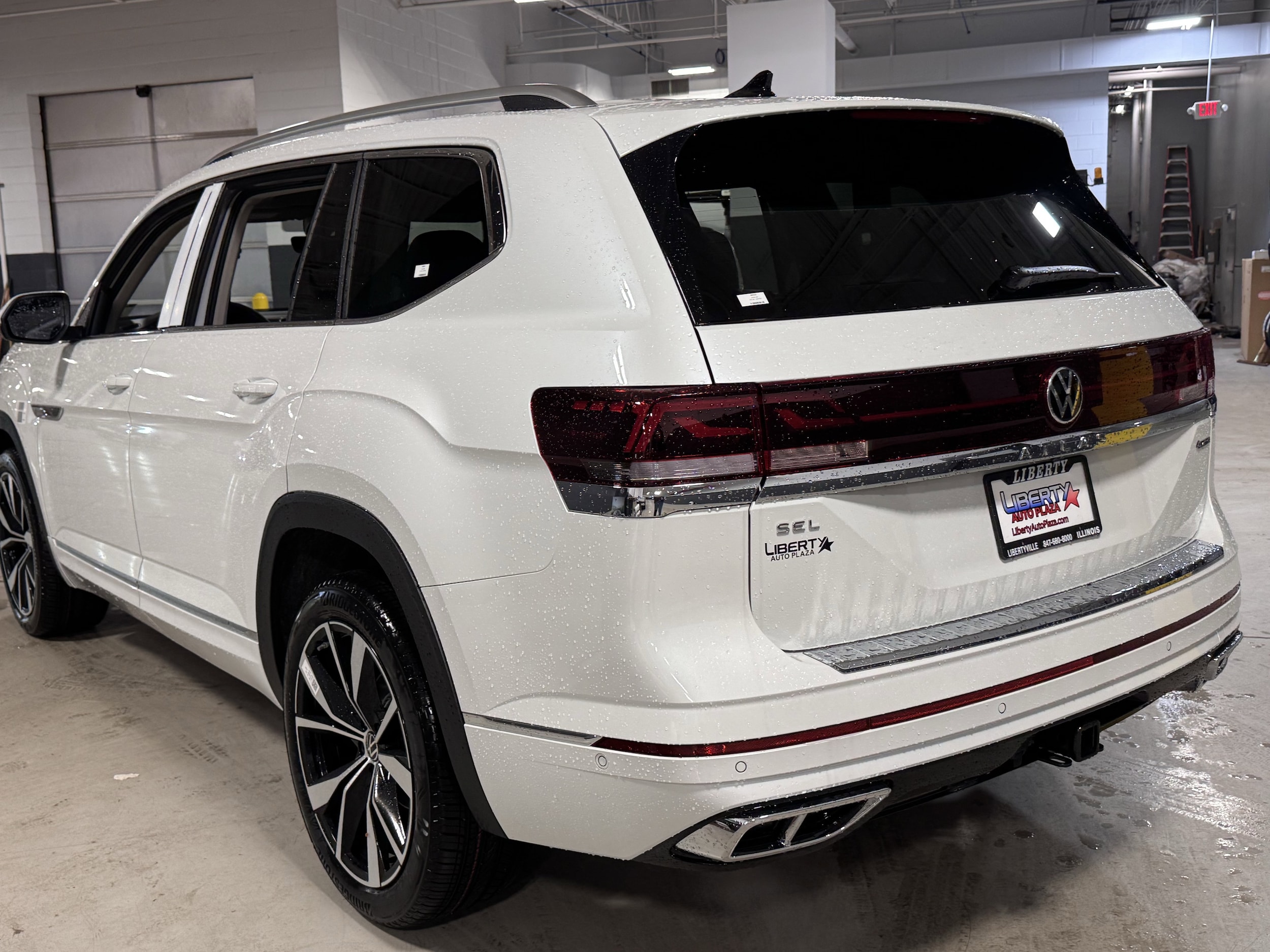 2026 Volkswagen Atlas SEL Premium R-Line - Photo 15
