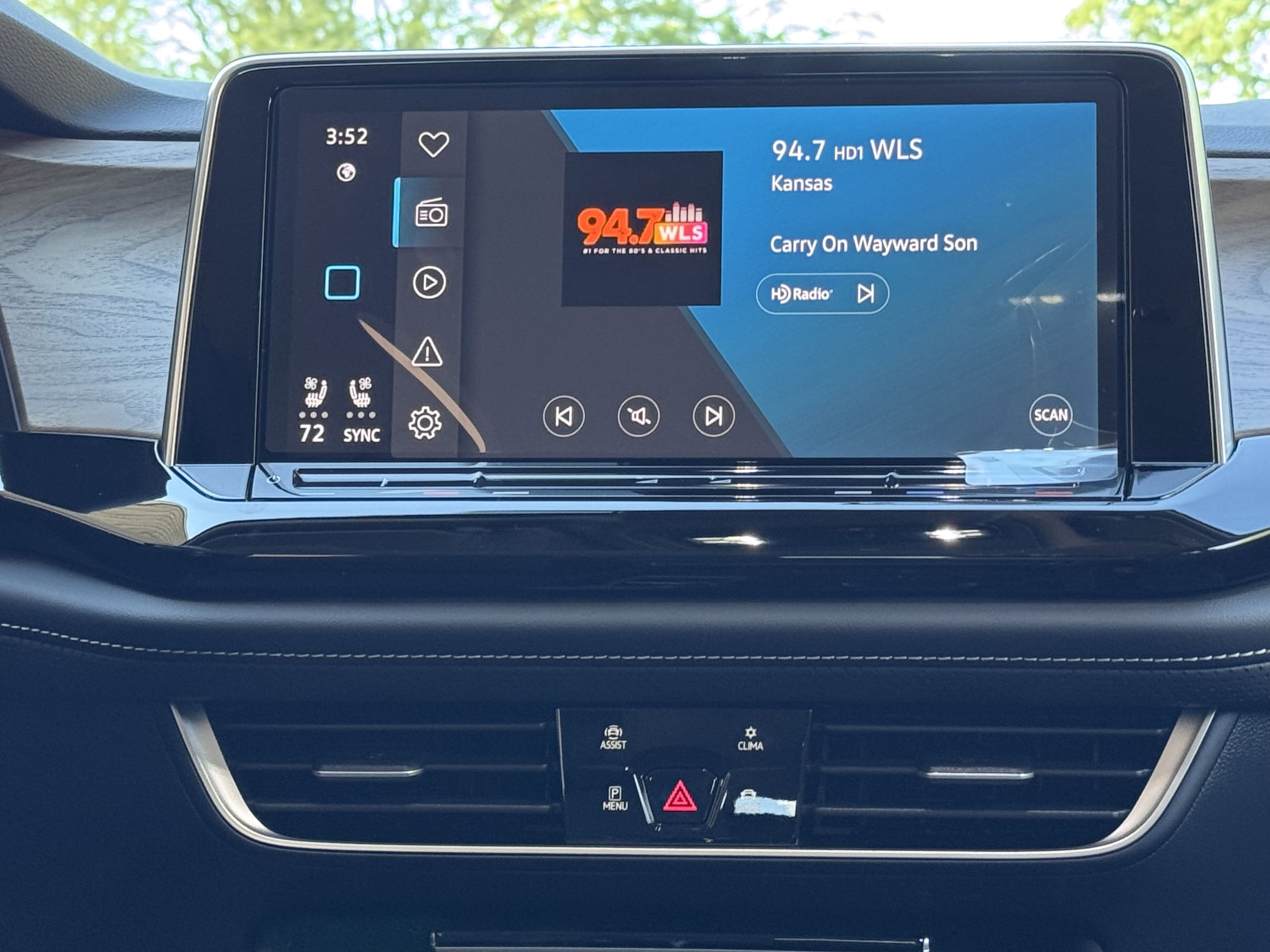 2026 Volkswagen Atlas SE w/Tech - Photo 21