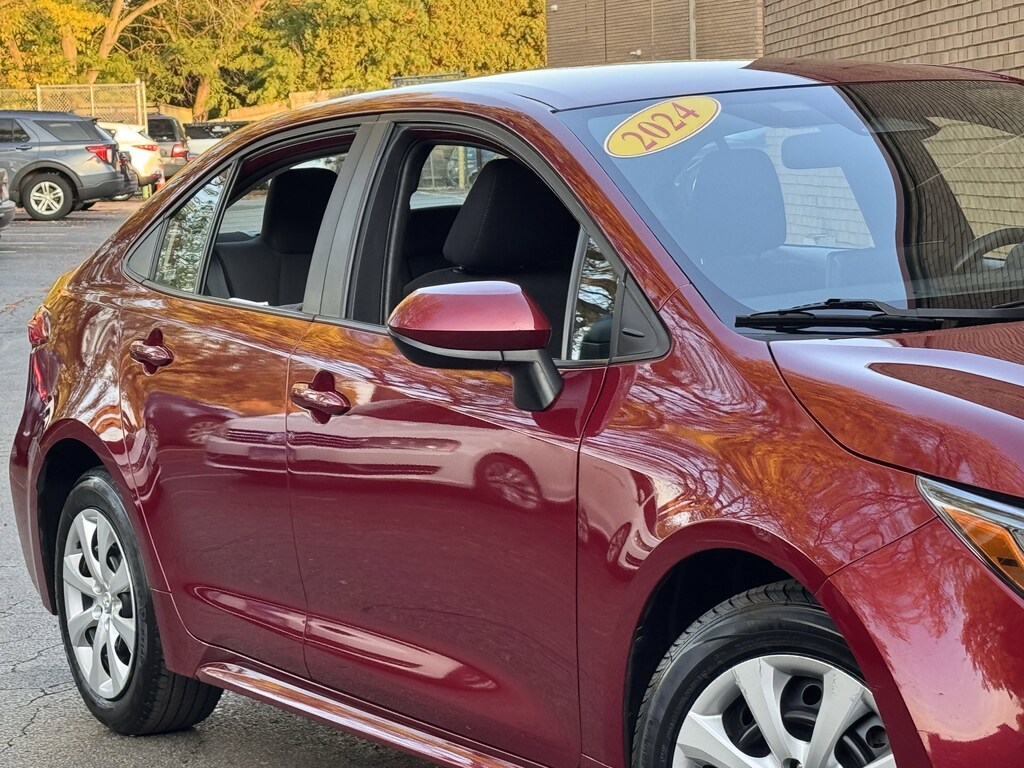 Used 2024 Toyota Corolla LE Sedan