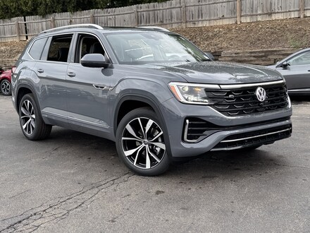 2026 Volkswagen Atlas 2.0T SEL Premium R-Line SUV