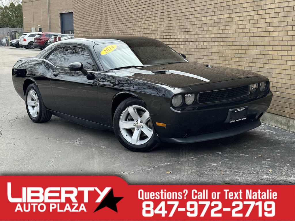 Used 2014 Dodge Challenger SXT Coupe