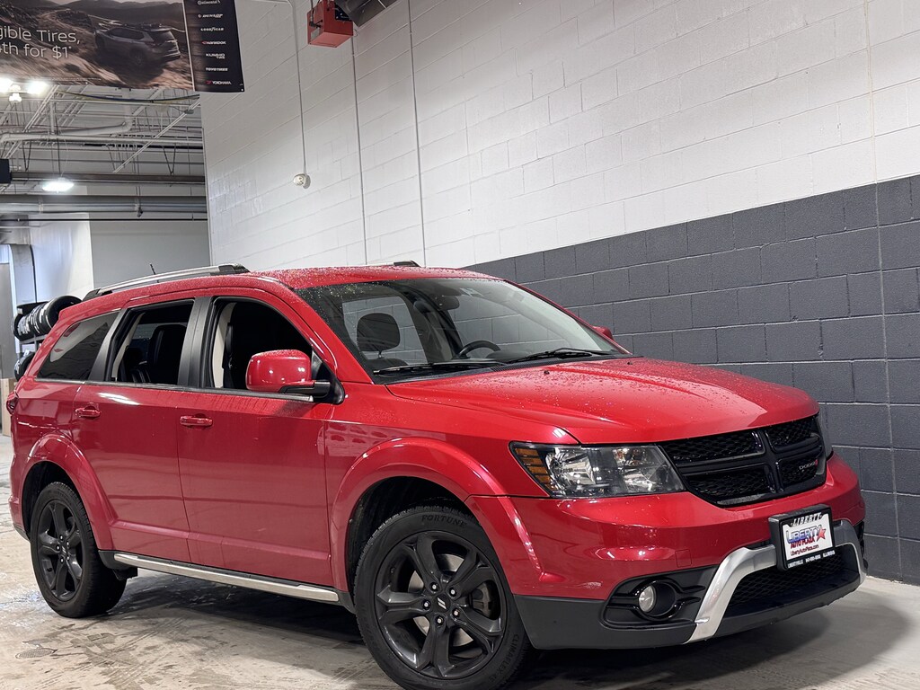 Used 2018 Dodge Journey Crossroad SUV
