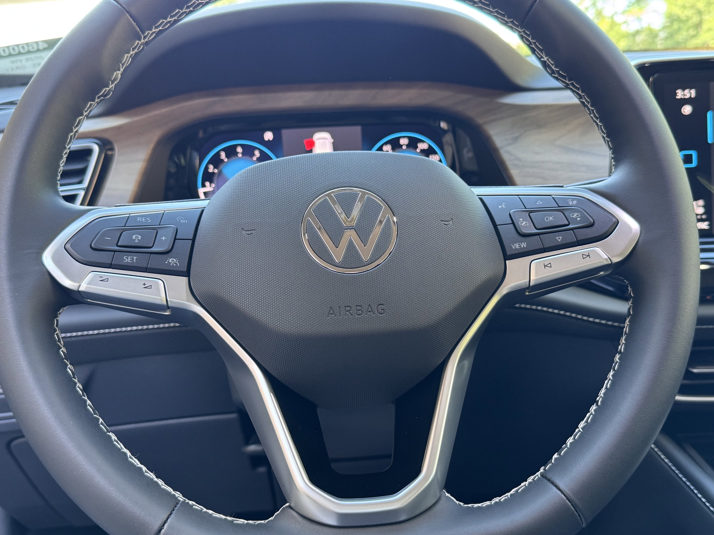 2026 Volkswagen Atlas SE w/Tech - Photo 7