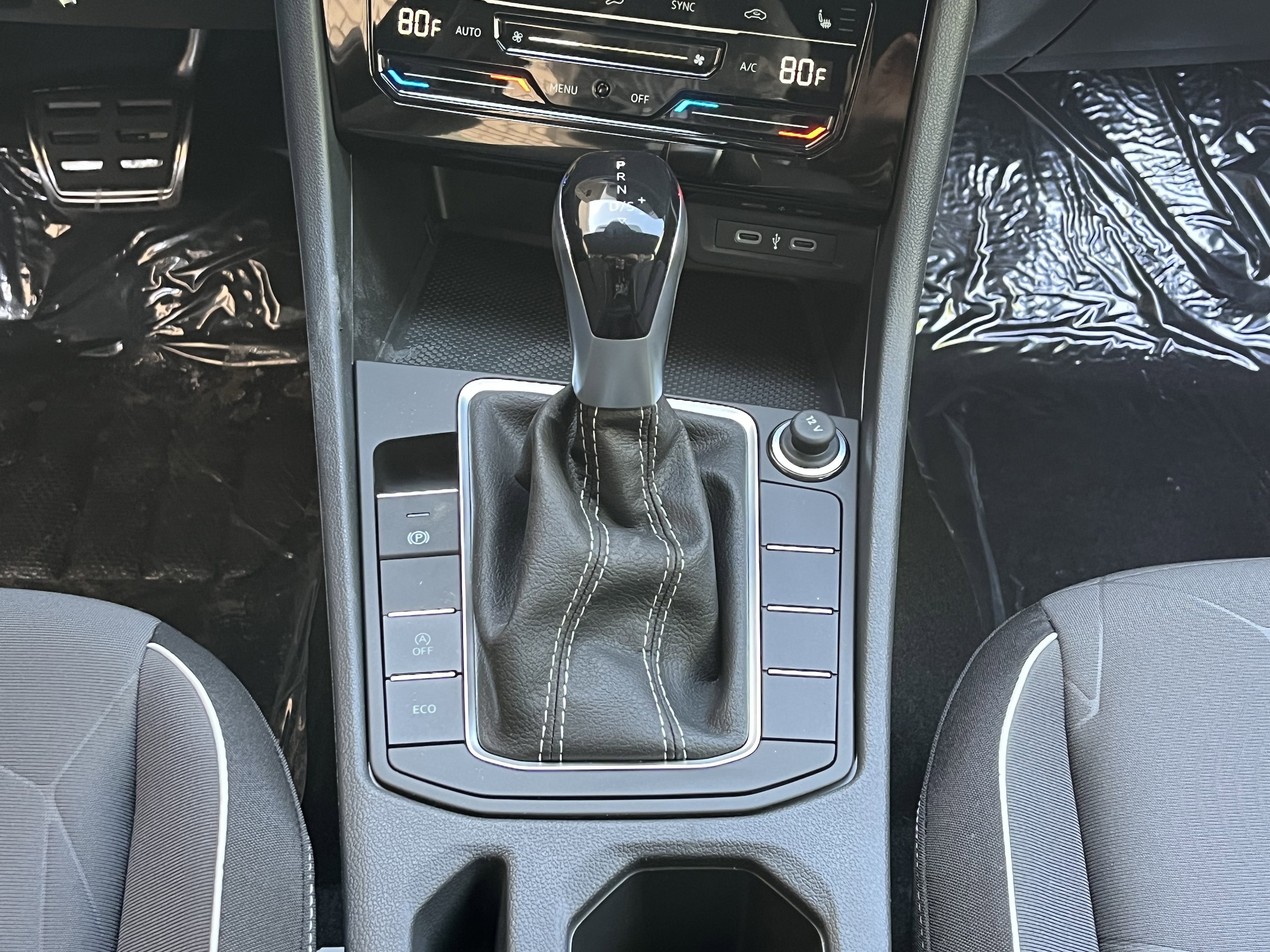 2026 Volkswagen Jetta Sport - Photo 9