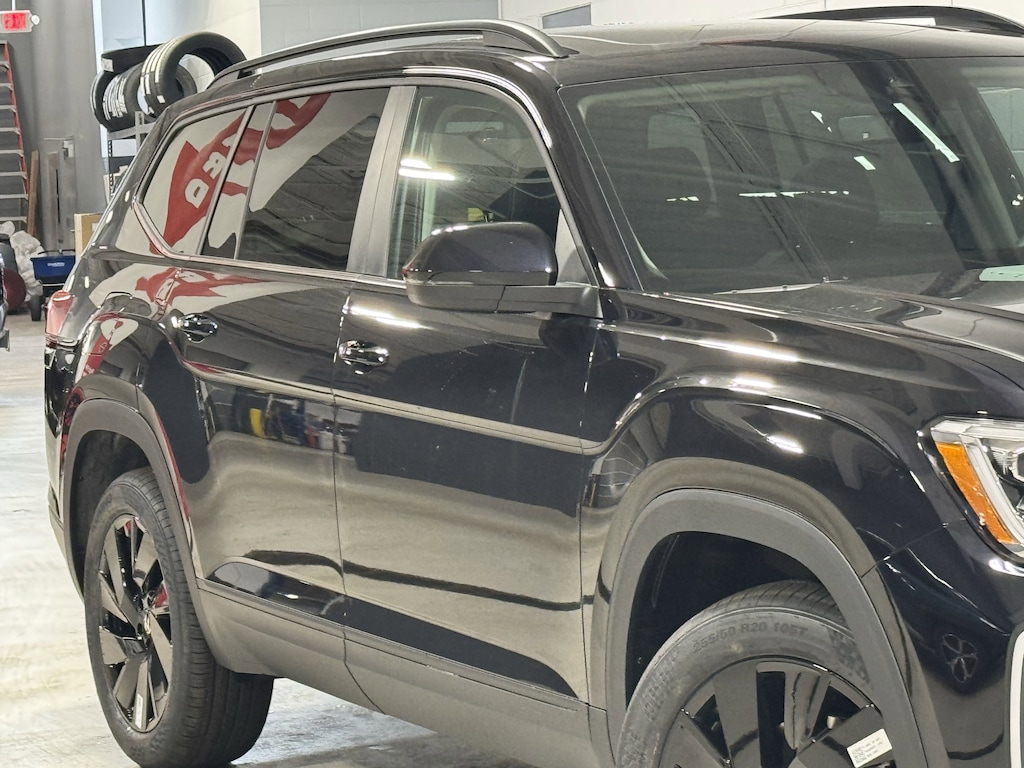 New 2026 Volkswagen Atlas 2.0T SE w/Technology SUV