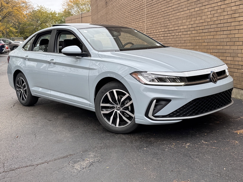New 2025 Volkswagen Jetta 1.5T SE Sedan
