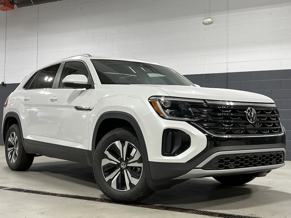 New 2026 Volkswagen Atlas Cross Sport 2.0T SE SUV