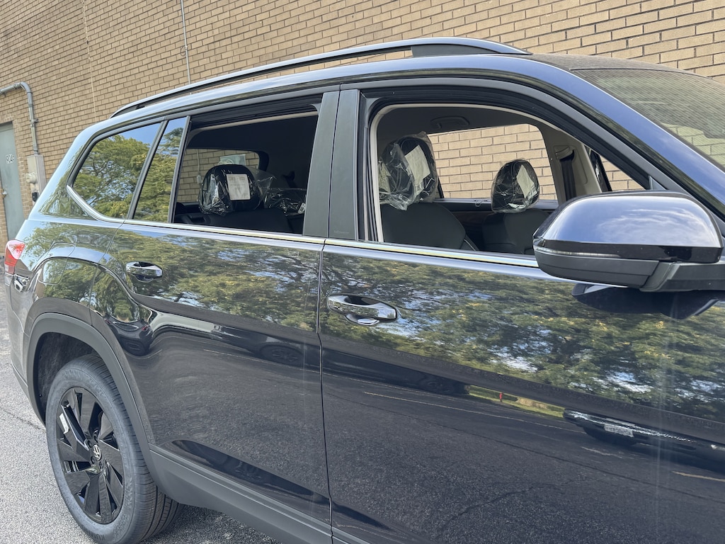 New 2026 Volkswagen Atlas SE w/Technology SUV