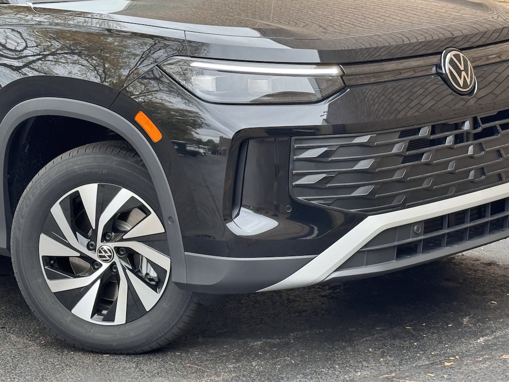 New 2025 Volkswagen Tiguan 2.0T S SUV