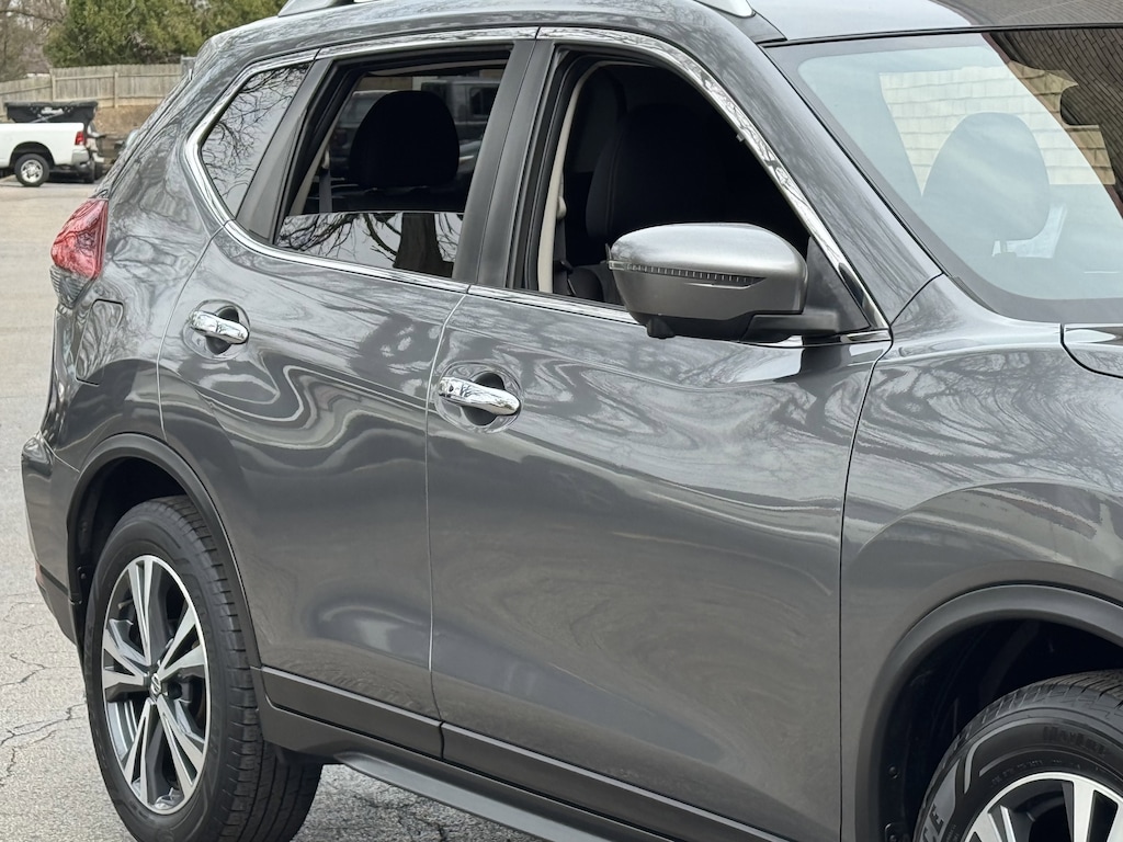 Used 2019 Nissan Rogue SV SUV