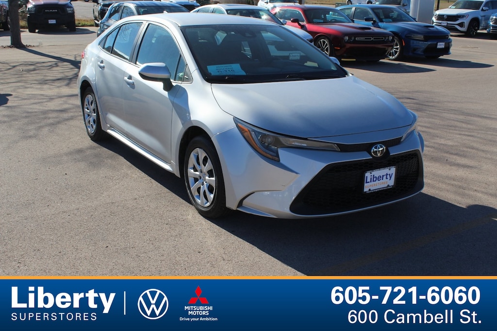 Used 2022 Toyota Corolla LE Sedan