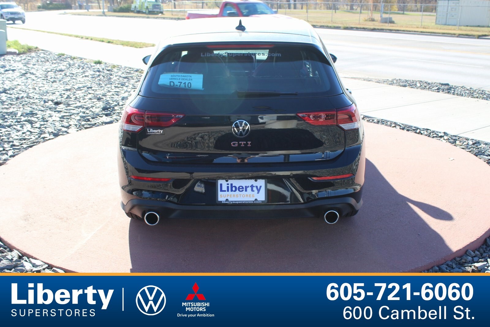 2025 Volkswagen Golf GTI SE photo 3