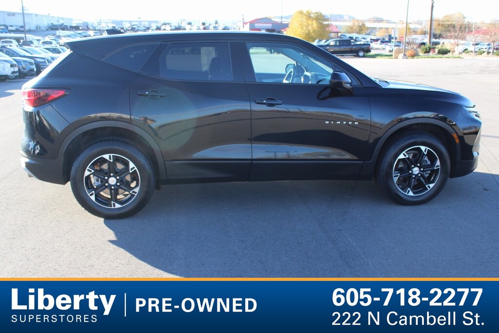 Used 2025 Chevrolet Blazer LT w/2LT SUV