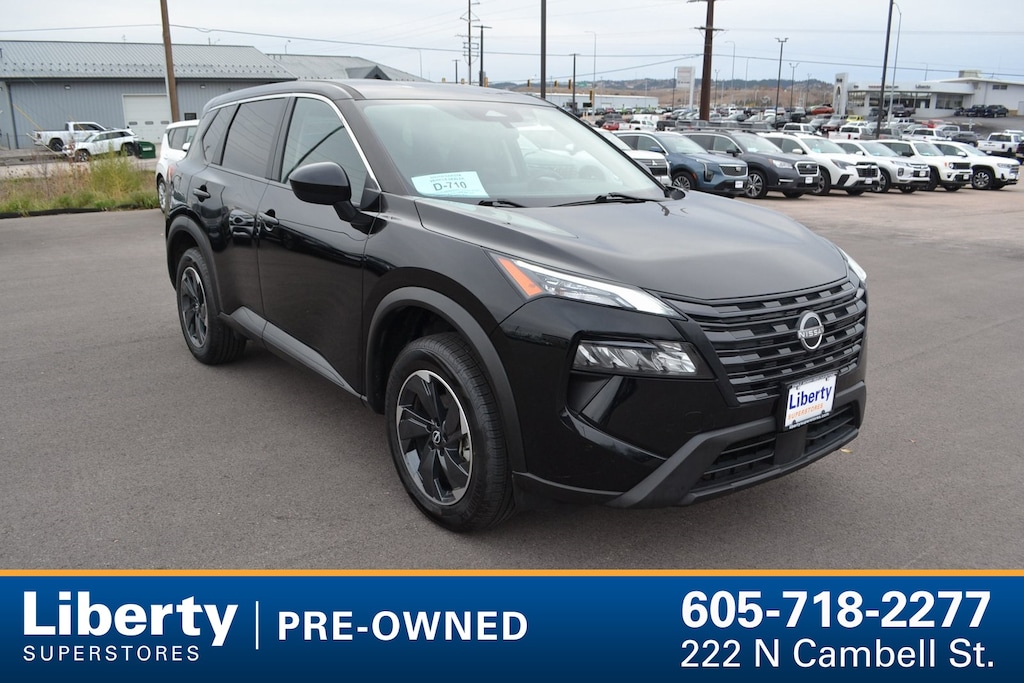 Used 2024 Nissan Rogue SV SUV