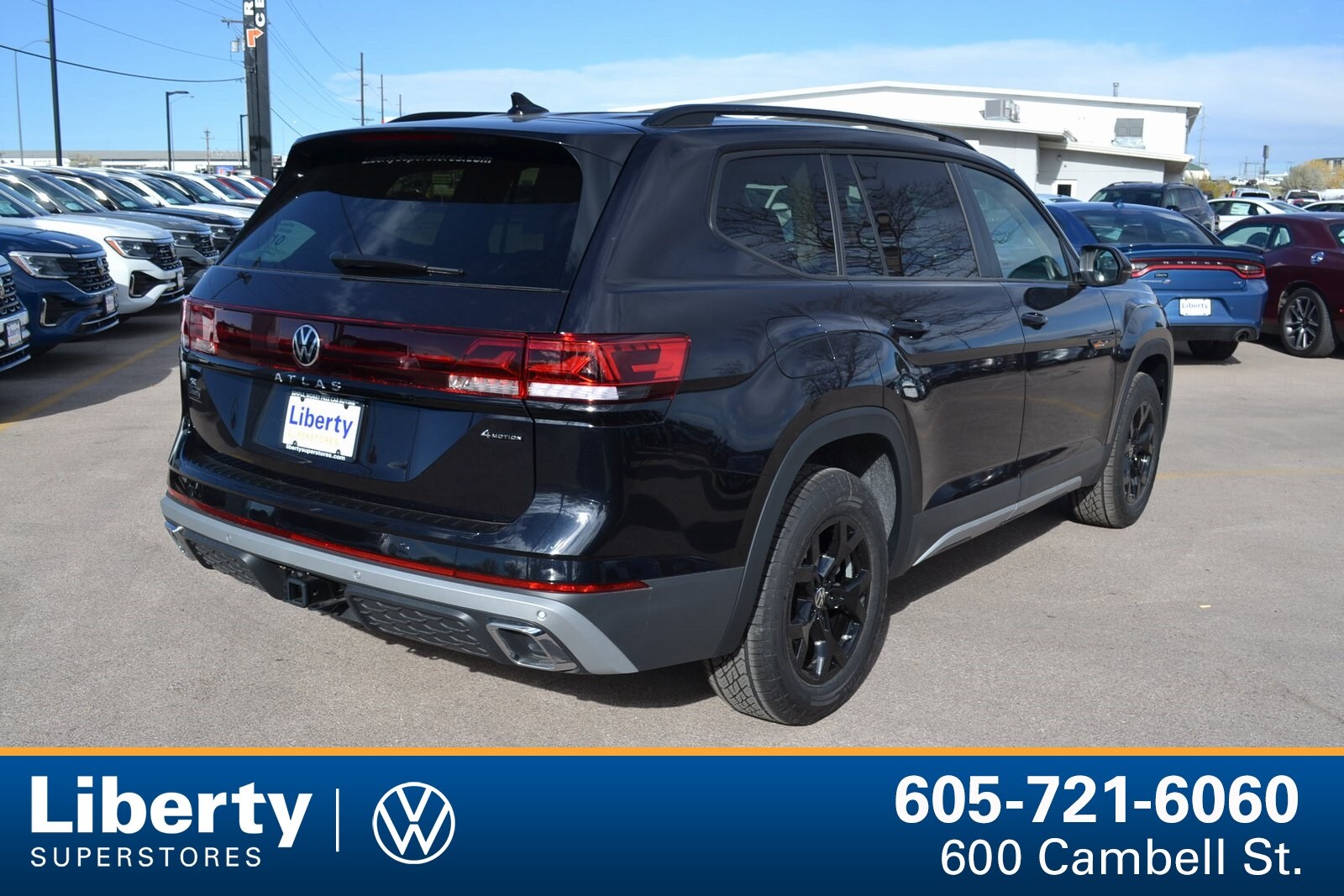 2026 Volkswagen Atlas Peak Edition SE photo 3