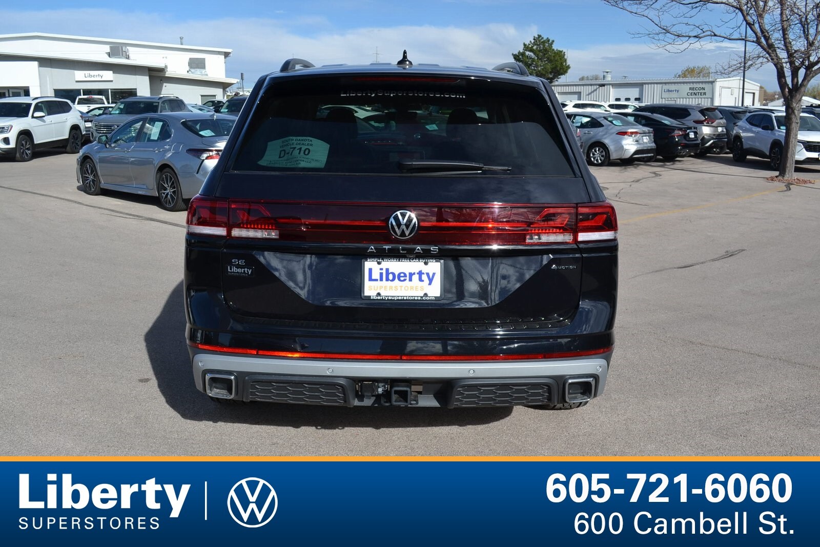 2026 Volkswagen Atlas Peak Edition SE photo 4