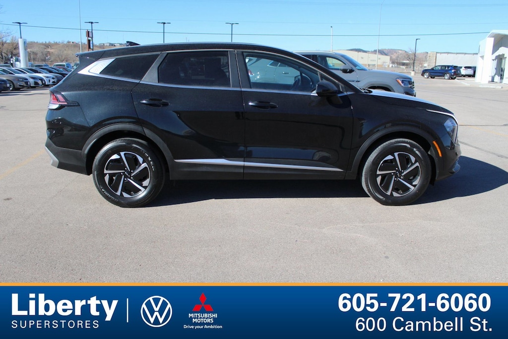 Used 2023 Kia Sportage Hybrid LX SUV