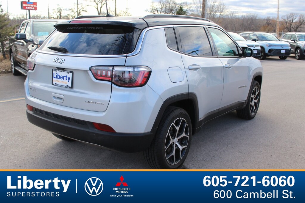 Used 2024 Jeep Compass Limited SUV