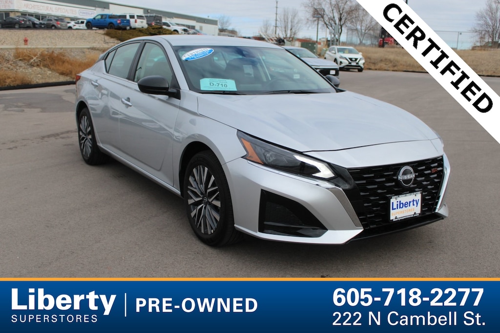 Used 2025 Nissan Altima SV Sedan