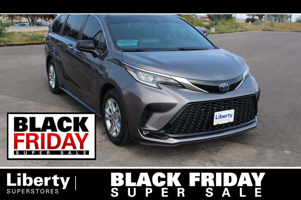 Used 2022 Toyota Sienna XSE 7 Passenger Van Passenger Van