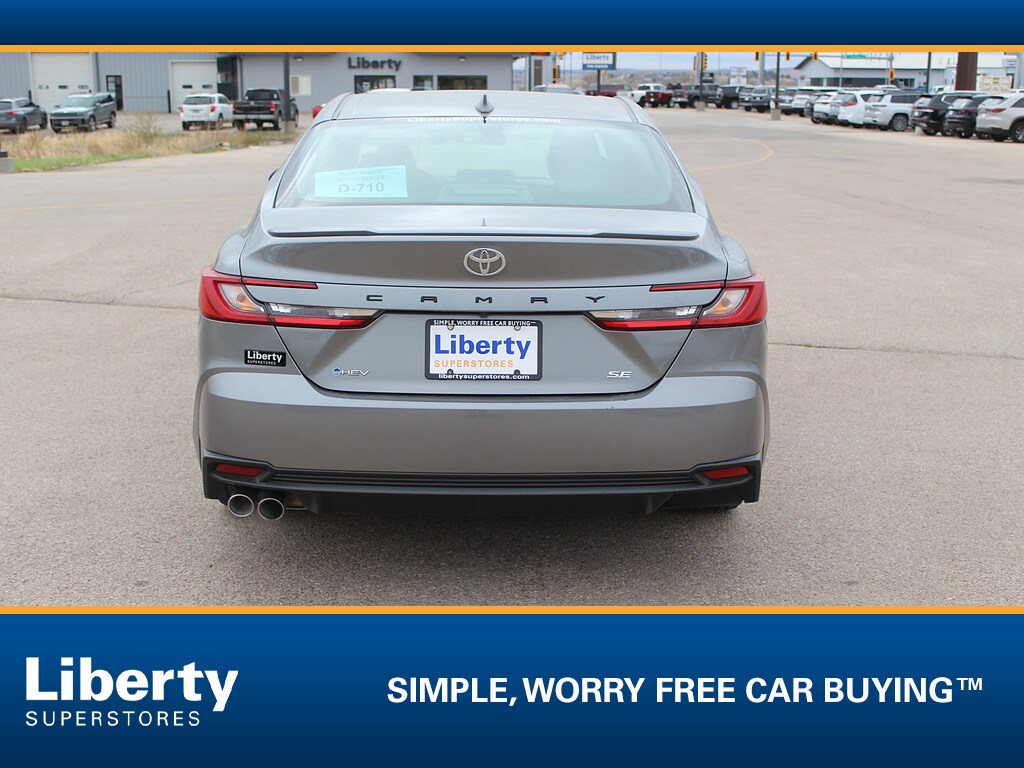 Used 2025 Toyota Camry SE Sedan