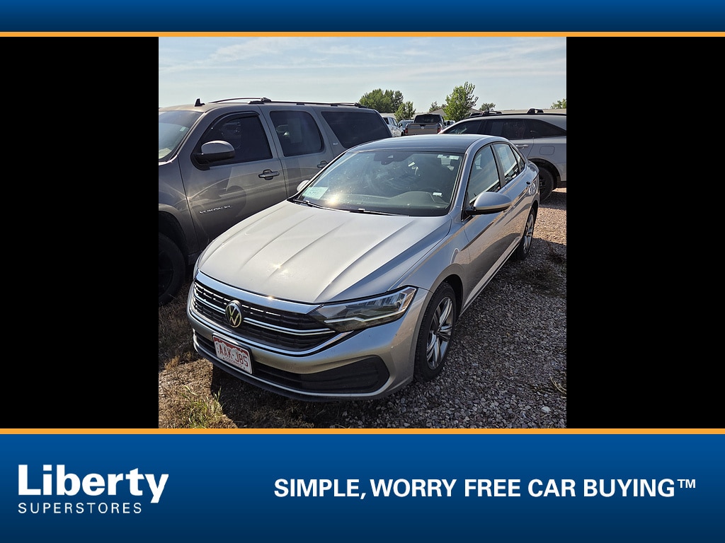 Used 2024 Volkswagen Jetta SE