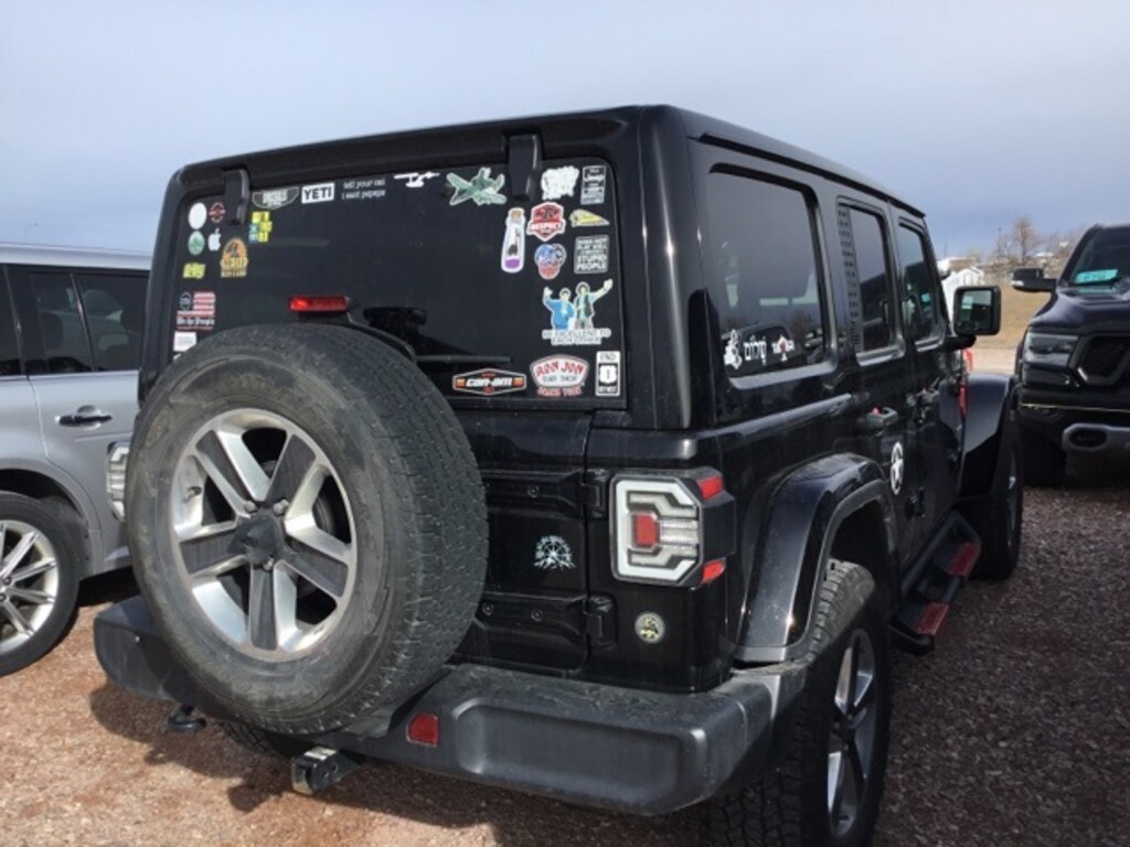 Used 2020 Jeep Wrangler Unlimited Sahara SUV