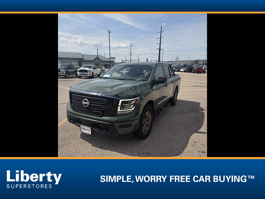 Used 2024 Nissan Titan SV Truck Crew Cab