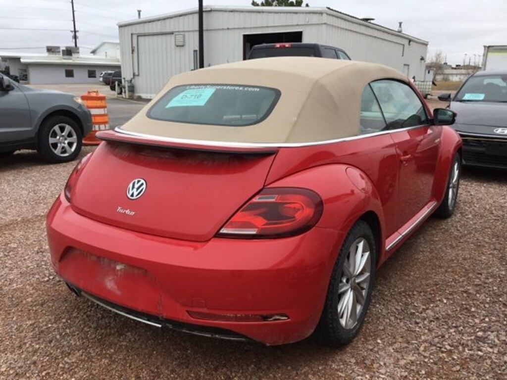 Used 2019 Volkswagen Beetle 2.0T SE Convertible
