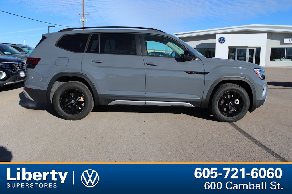 New 2026 Volkswagen Atlas 2.0T Peak Edition