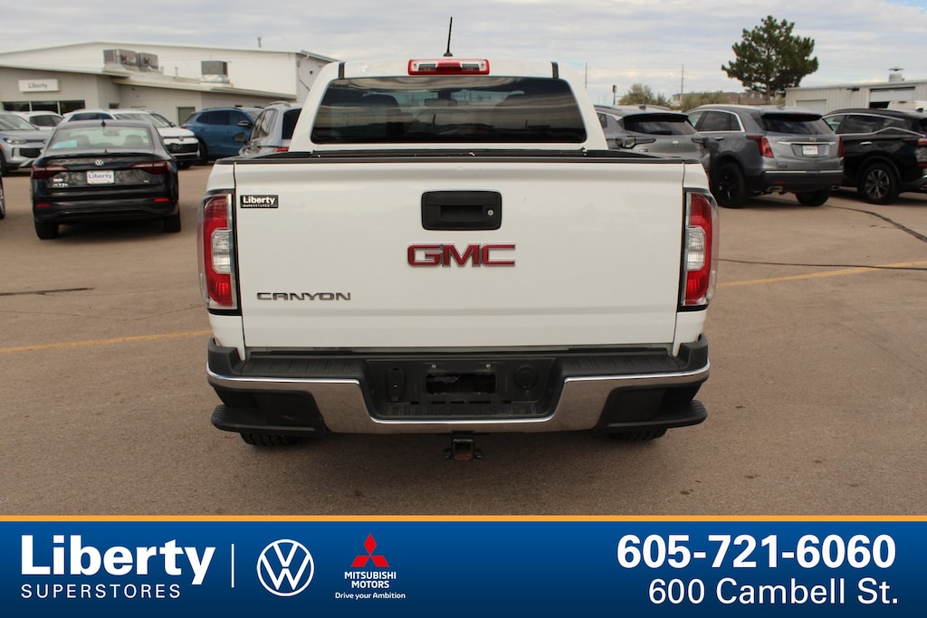 Used 2018 GMC Canyon Base Truck Crew Cab