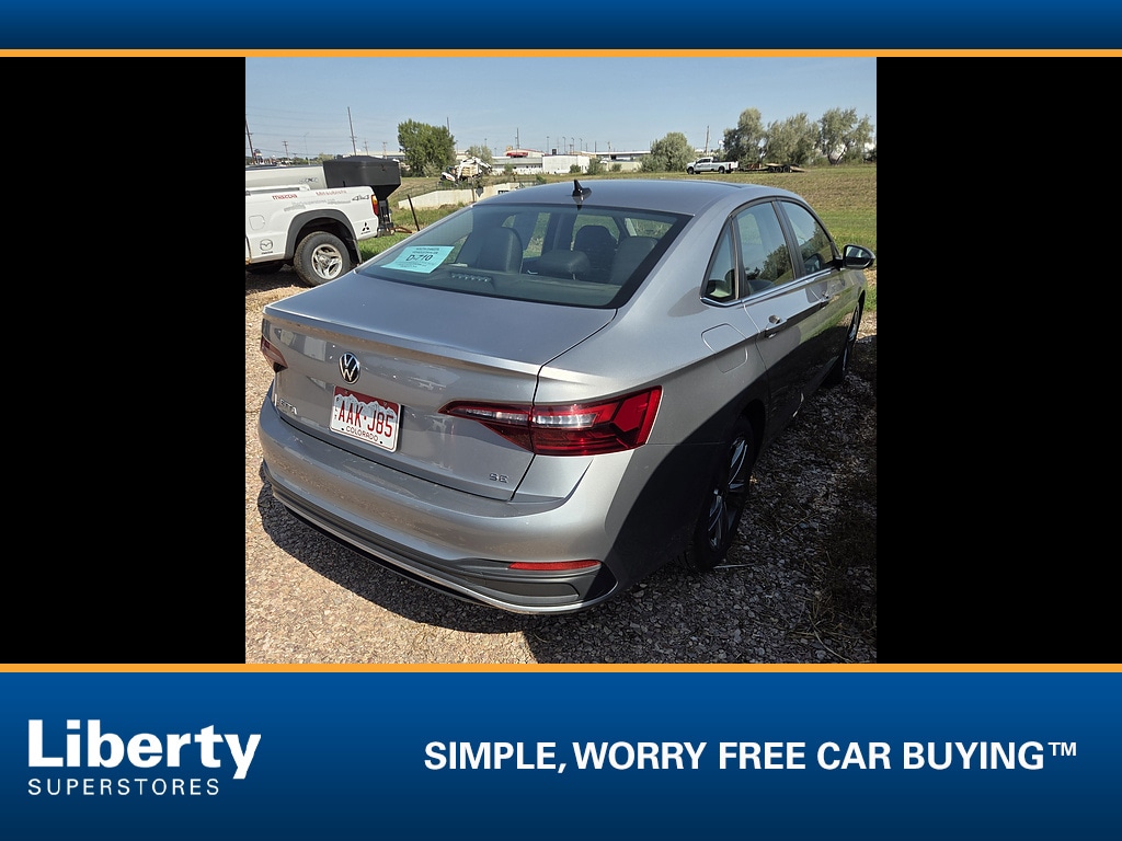Used 2024 Volkswagen Jetta SE