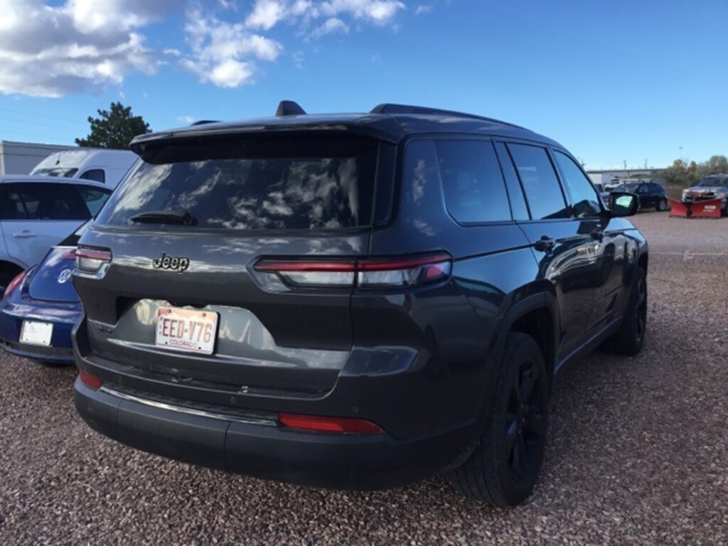 Used 2023 Jeep Grand Cherokee L Laredo SUV