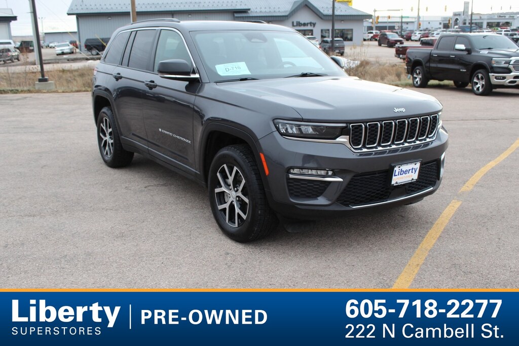 Used 2024 Jeep Grand Cherokee Limited SUV