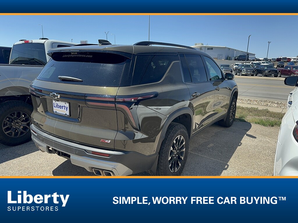 Used 2025 Chevrolet Traverse Z71
