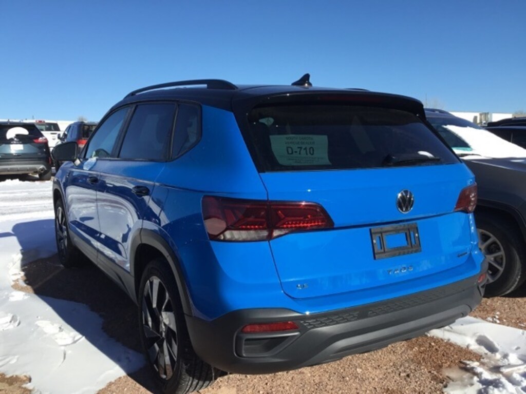 Used 2024 Volkswagen Taos 1.5T SE Black SUV