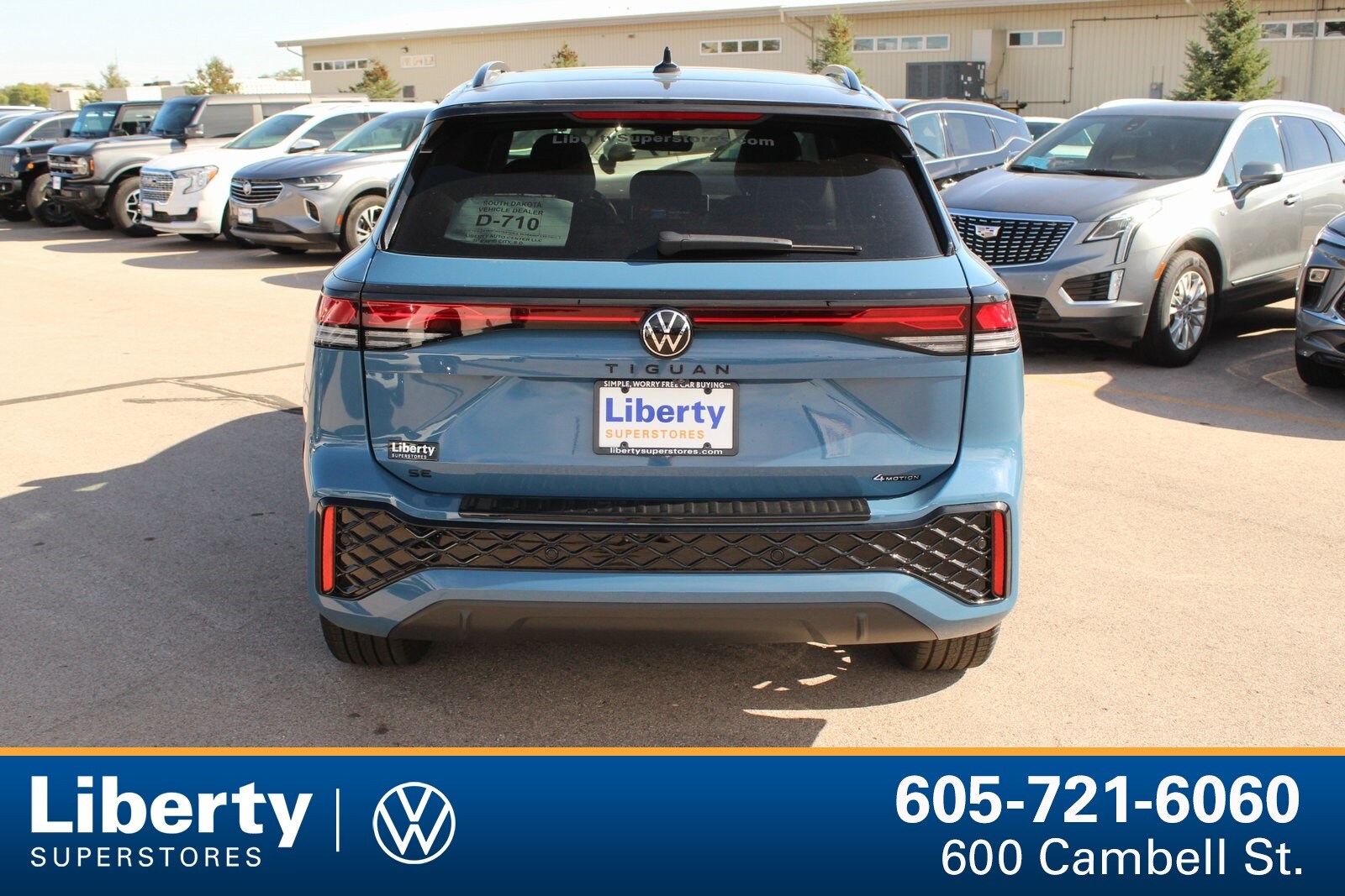 2025 Volkswagen Tiguan SE R-Line Black photo 4