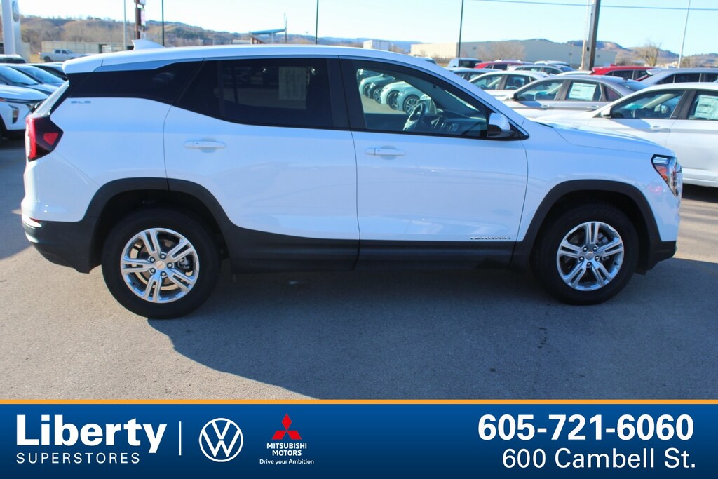 Used 2024 GMC Terrain SLE SUV