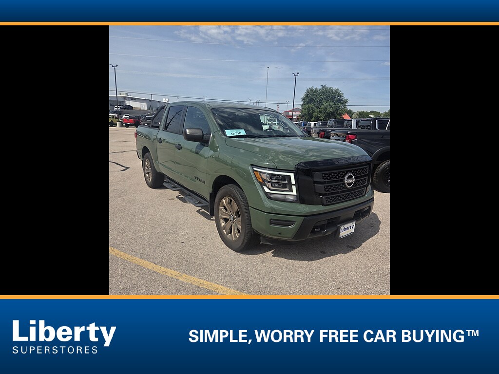 Used 2024 Nissan Titan SV Truck Crew Cab