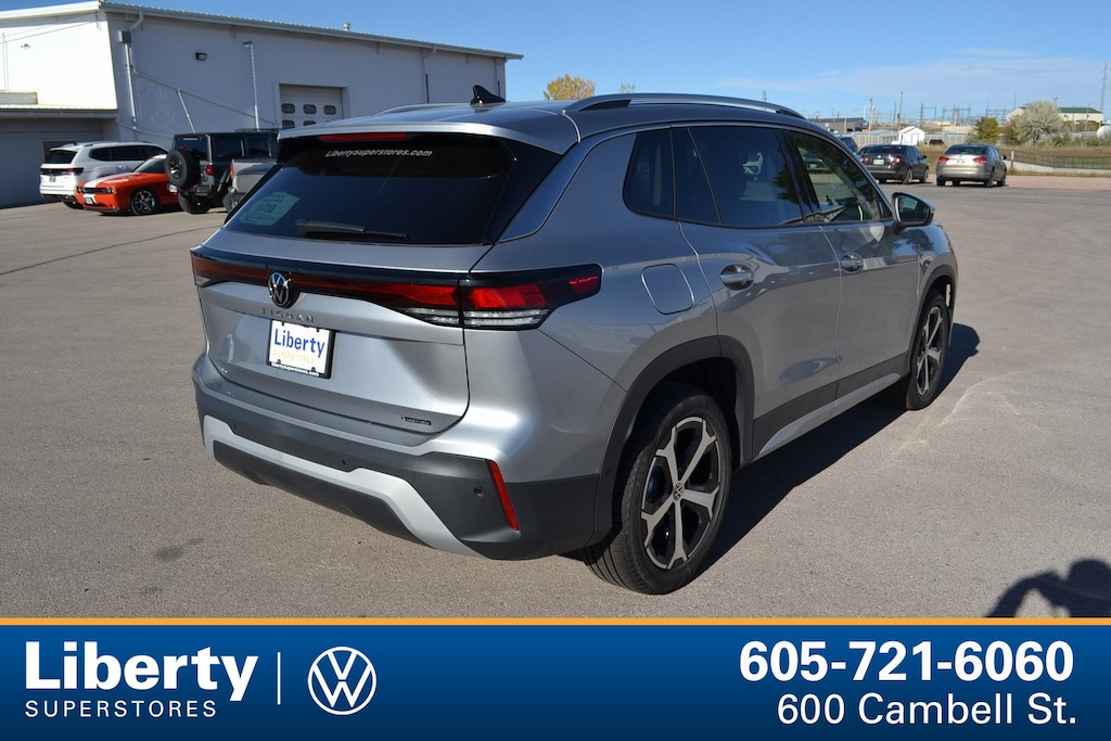 New 2025 Volkswagen Tiguan 2.0T SE