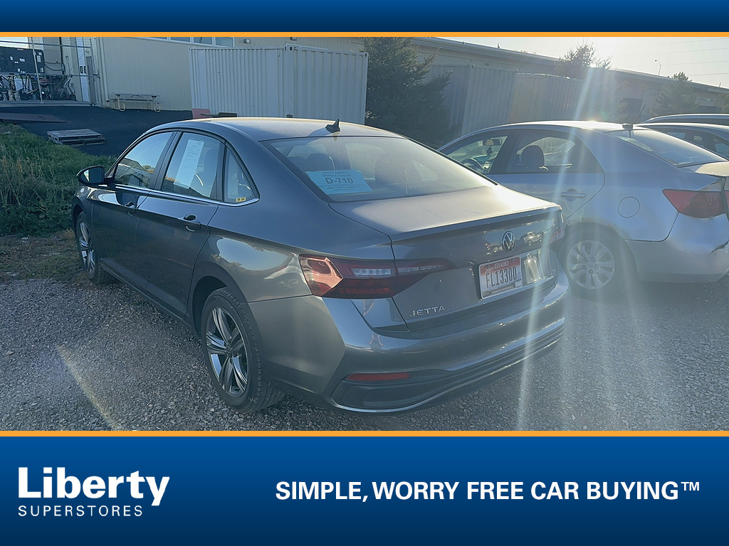 Used 2024 Volkswagen Jetta SE