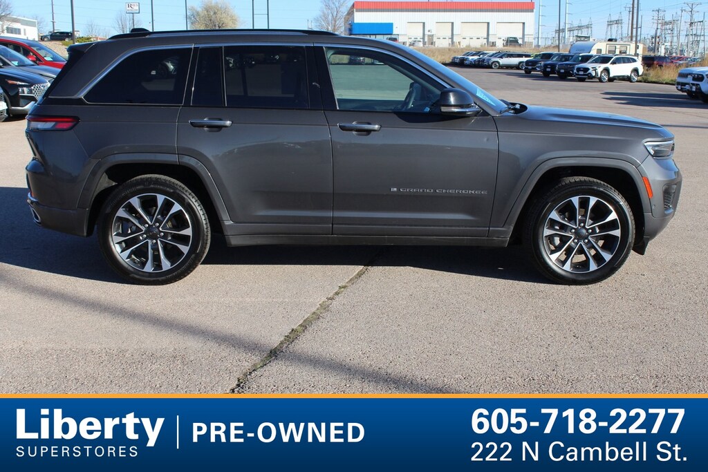 Used 2023 Jeep Grand Cherokee Overland SUV