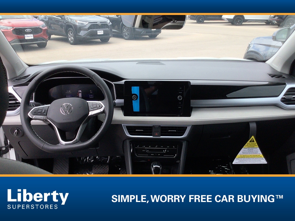 New 2026 Volkswagen Taos 1.5T SE