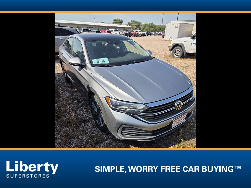 Used 2024 Volkswagen Jetta SE