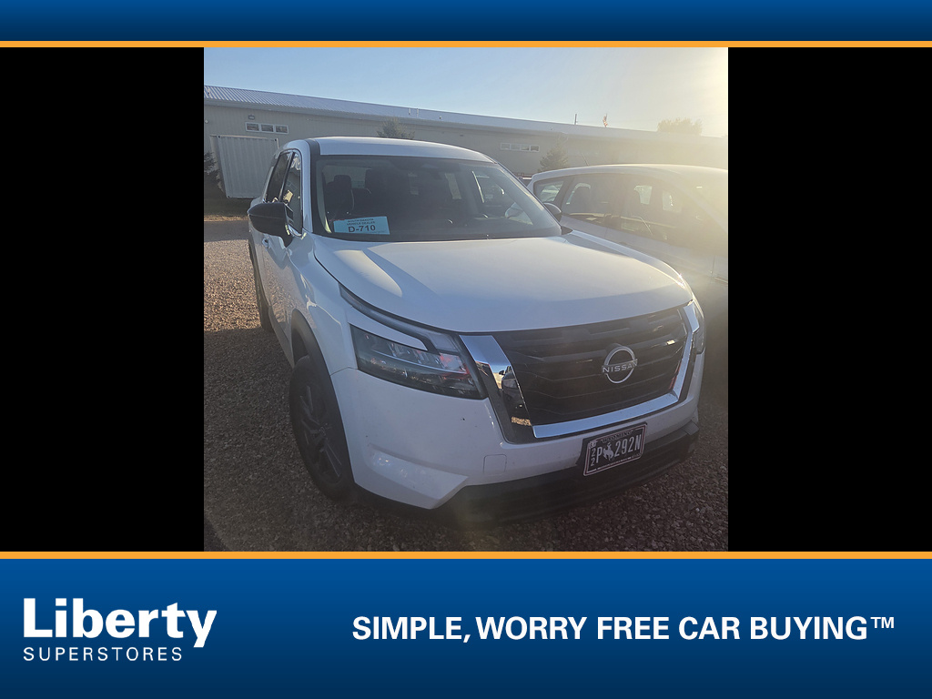 Used 2024 Nissan Pathfinder S