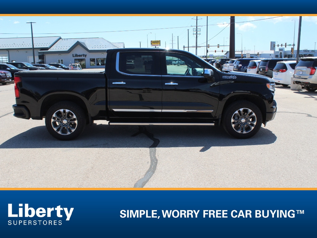 Used 2022 Chevrolet Silverado 1500 High Country Truck Crew Cab