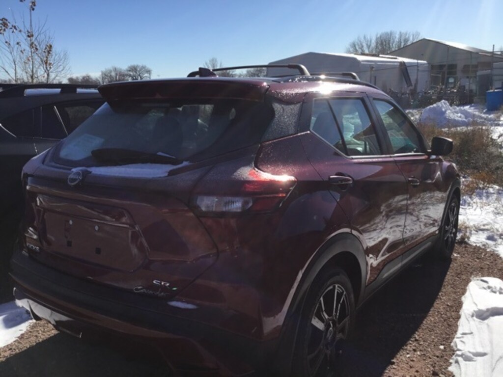 Used 2023 Nissan Kicks SR SUV