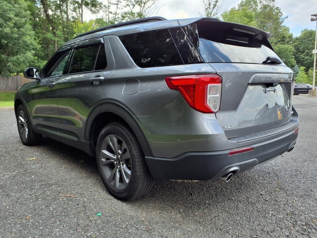 2022 Ford Explorer XLT photo 4